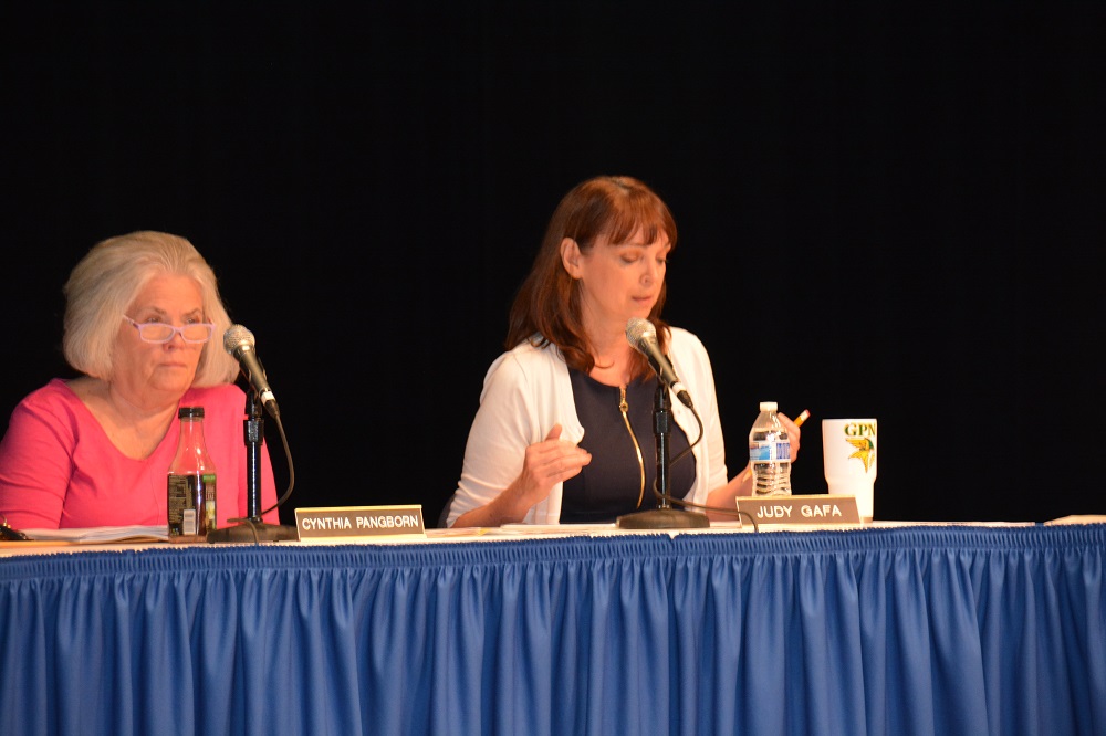School board members Judy Gafa and Cynthia Pangborn at the May 22 School Board Meeting. 