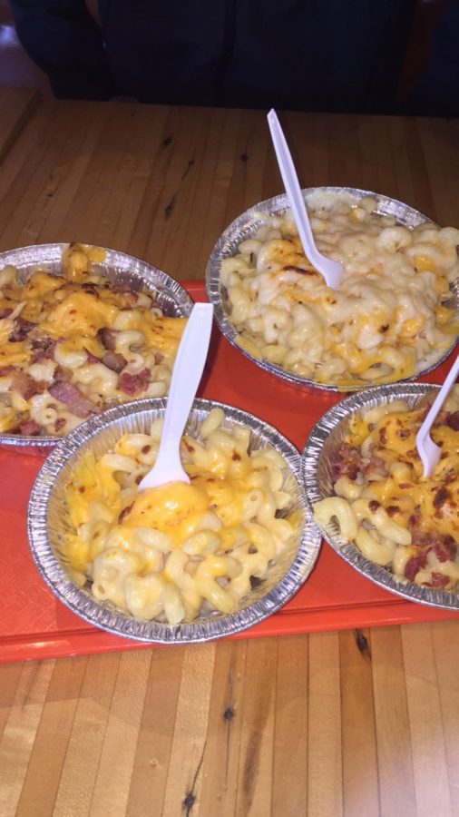 Loaded+and+baked+mac+and+cheese.+