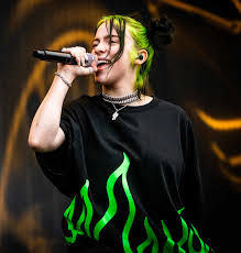 Billie Eilish wore a Gucci jumpsuit to the Grammys, breaking the tradition of wearing dresses. Photo from Wikimedia Commons.