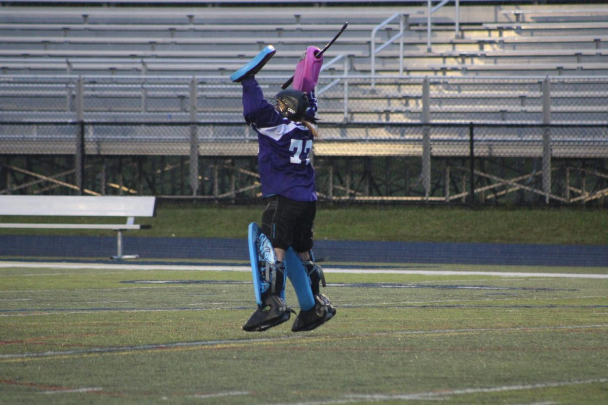 DANCING ON MY OWN Goalie Harriet Kowalski ’27 celebrates the lady blue devils second score in the first half by erupting into a dance. 