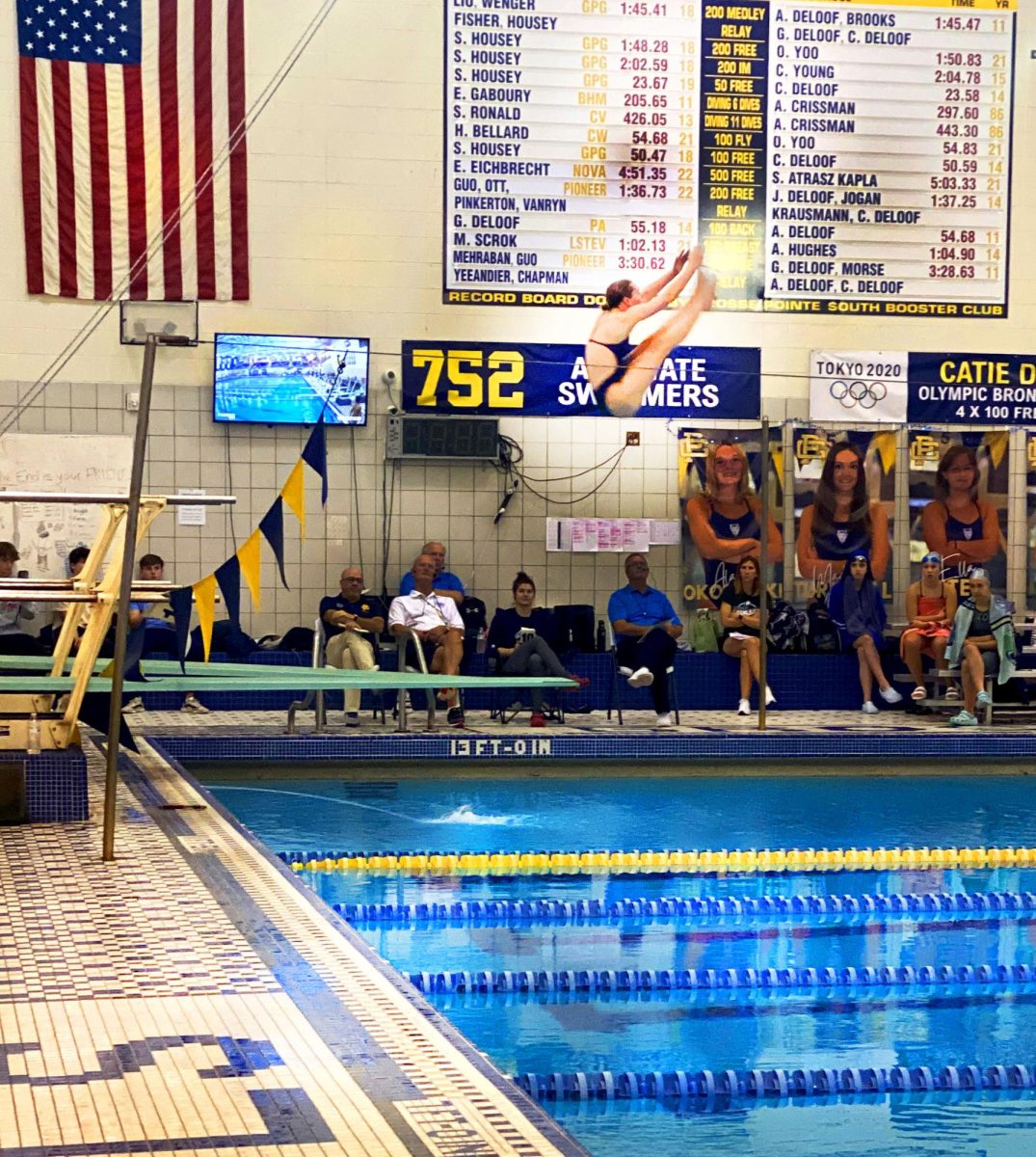  Alayna Okonoski ’24 was the representative for South in the diving competition at the meet.  She received very respectable scores of 5.5, 5.5, and 5 from the judges.